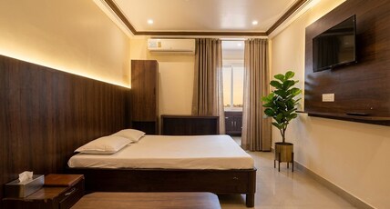 Akhil Residency Room Type - New Double Bed Room with Air Conditioning