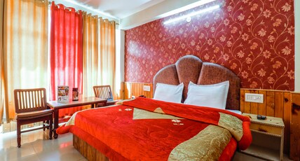 Hotel Mohan Palace Room Type - Super Deluxe Room