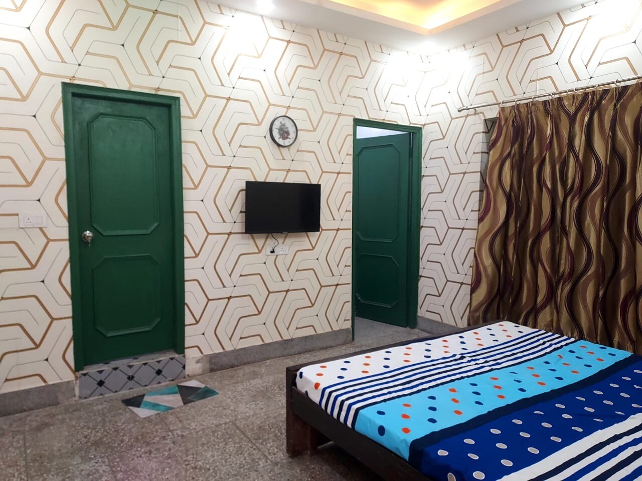 Divyam Home Stay Entire house - Tap to explore photos