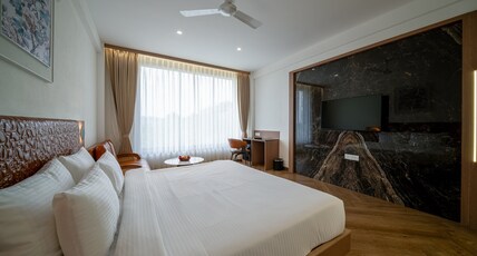 Soulbay - BY JPW Resorts, Statue Of Unity Room Type - Executive Room - Hill view Soulbay - BY JPW Resorts, Statue Of Unity Room Type - Executive Room - Hill view