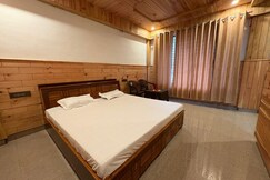 Deodar Jungle Valley Homestay and Restaurant