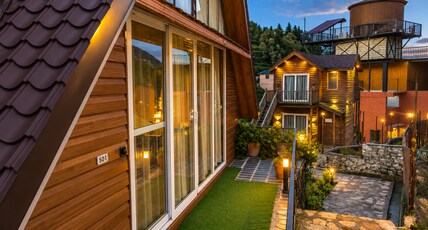 WOW STAYZ2 Ashoka Grand Room Type - Where Luxury Meets Nature WOW STAYZ2 Ashoka Grand Room Type - Where Luxury Meets Nature