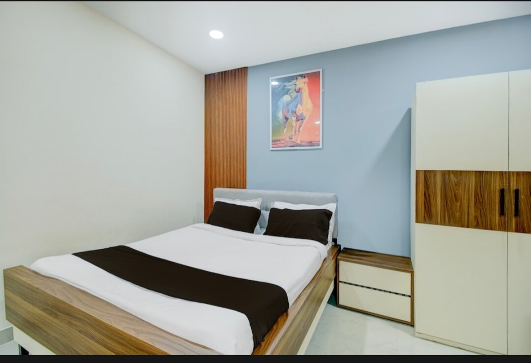 Atithi Home' Stay - Tap to explore photos
