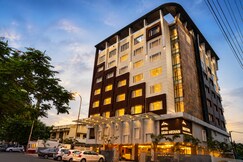 Hotel Udai Median