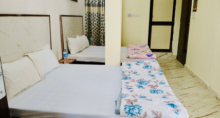Hotel shree panchmukhi residency Room Type - Family Room