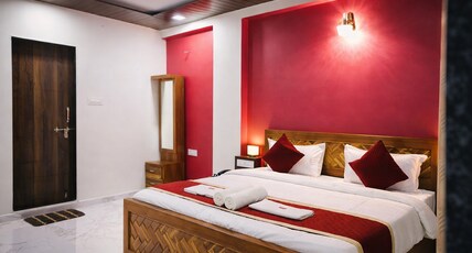 Hotel Kadam Palace Room Type - First floor - king size bed & single bed with western toilet Hotel Kadam Palace Room Type - First floor - king size bed & single bed with western toilet