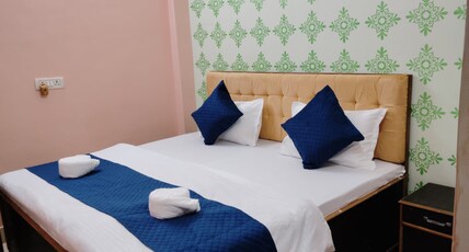 Usha Home Stay Room Type - Double Bed AC | Attached Washroom