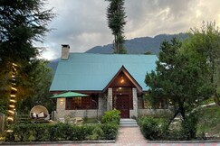Sundazed Cottage By EdenHomes