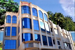 Hotel Raj Palace