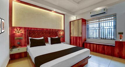 Super Townhouse Cochin Airport Formerly Skyluxe Room Type - Deluxe