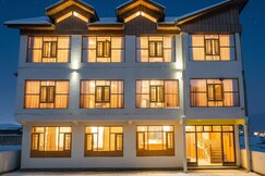 Hotel Gulmarg GS Residency, Kunzer