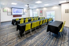 Holiday Inn Express Hotel & Suites Denver North - Thornton, an IHG Hotel