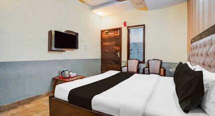 Collection O by OYO Zirakpur - Patiala Road Formerly Hotel Anvay Room Type - Saver Double