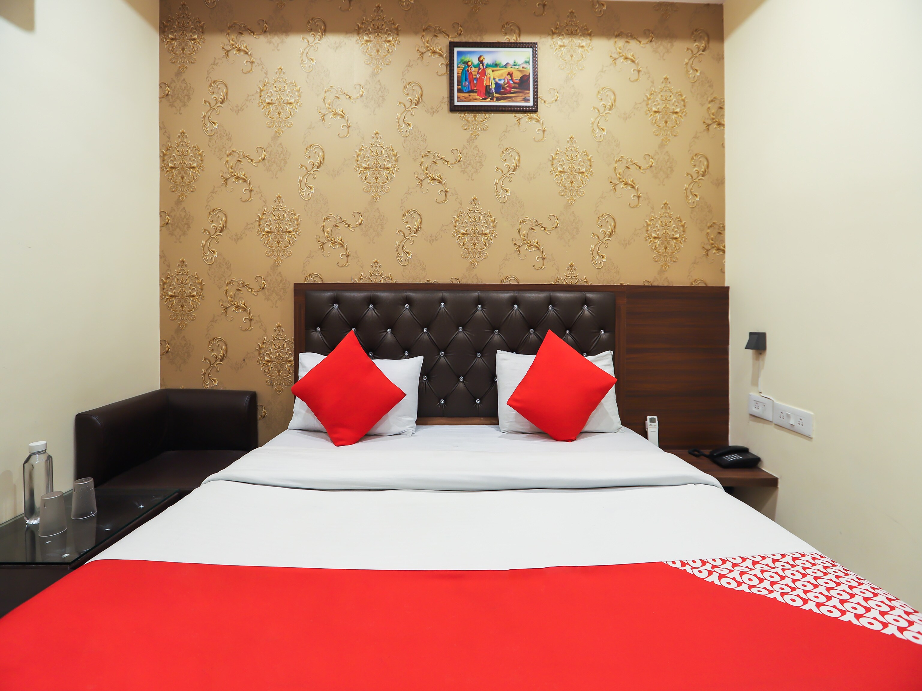 Hotel O City Residency - Tap to explore photos