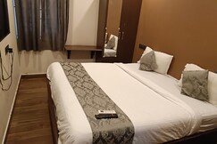 Le Grace Inn S.S Colony