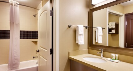 Staybridge Suites CHEYENNE, an IHG hotel Room Type - 1 Bedroom Suite Communications Accessible