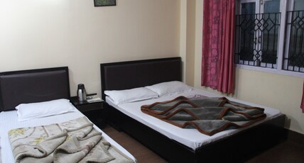 Sri Mangalam Residency Room Type - TRIPLE DELUXE ROOM