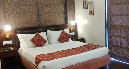 Masara Biznotel Room Type - Club Suite Room with Balcony