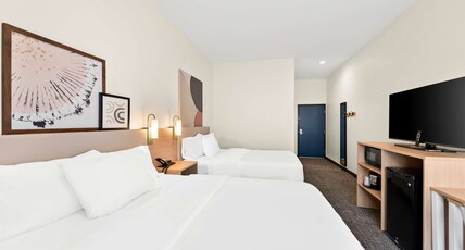 Spark by Hilton Mansfield Room Type - 2 QUEEN BEDS NONSMOKING