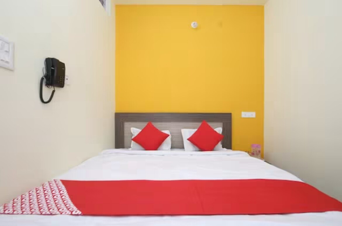 Hotel Aaradhya - Tap to explore photos