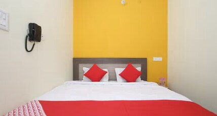 Hotel Aaradhya Room Type - DELUXE ROOM
