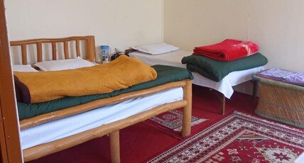 Himalayan Homestay Huddu Valley Room Type - Bedroom 1