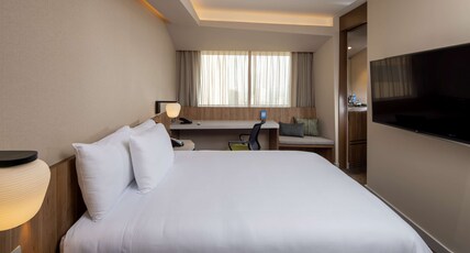 Hilton Garden Inn Lima Miraflores Room Type - 1 QUEEN BED JUNIOR SUITE