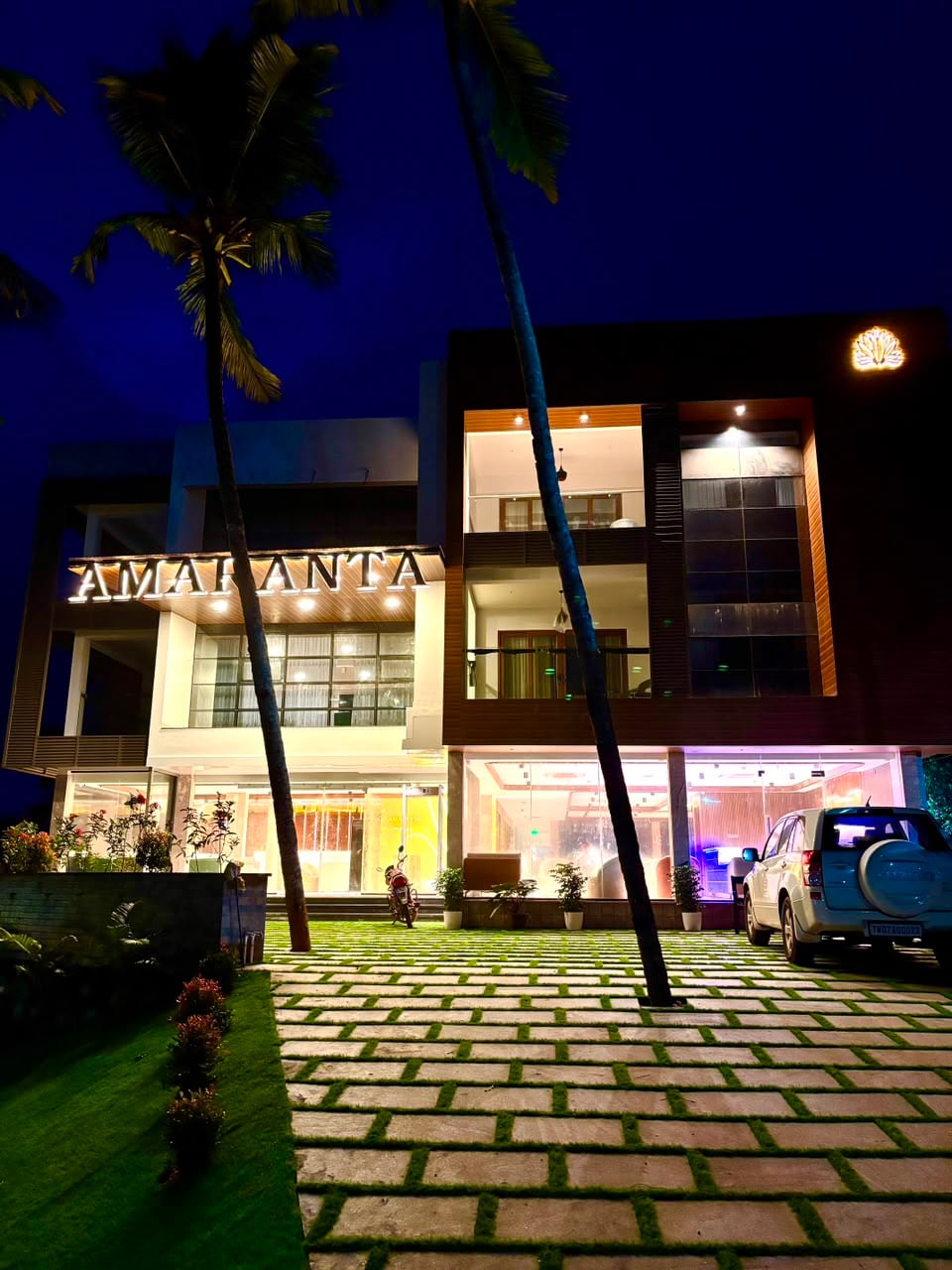 Amaranta Hotels and Resorts - Tap to explore photos