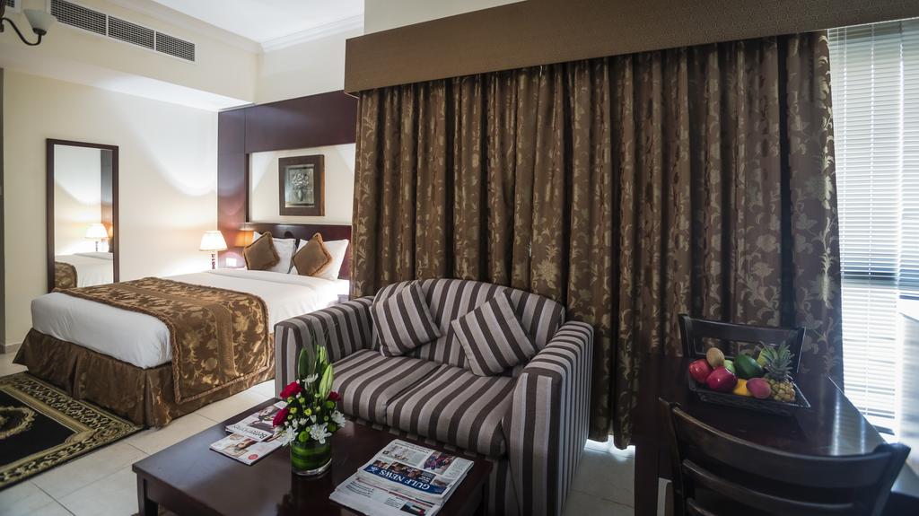 Arabian Dreams Hotel Apartment Bur Dubai - Tap to explore photos
