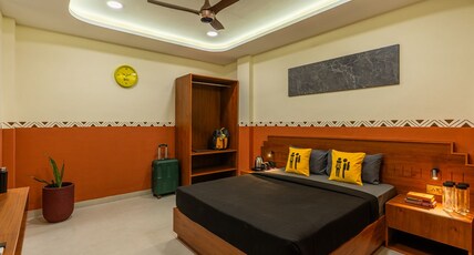 The Hosteller Indore Room Type - Deluxe Double Room