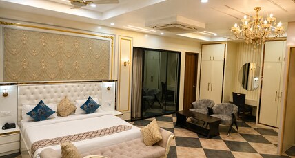 RATAN MAHAL Room Type - Suite Room