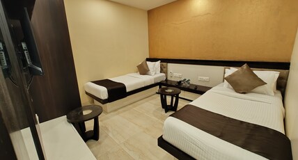 The Majlis Hotel Colaba Mumbai Room Type - Super Deluxe Twin Room