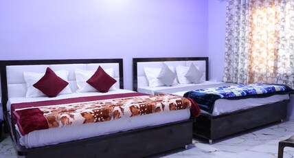 Hotel Jaanvi Room Type - Super Deluxe Family Room