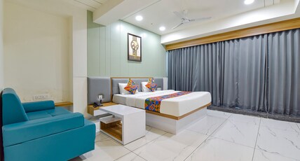 FabHotel Bliss - Inside Suryam Trade Centre Room Type - Deluxe Room FabHotel Bliss - Inside Suryam Trade Centre Room Type - Deluxe Room