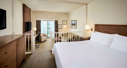 Best Western Plus Lamplighter Inn & Conference Centre Room Type - Suite-1 Queen Bed, Non-Smoking, Sofabed, Patio, Atrium View, Microwave And Refrigerator, Wi-Fi Best Western Plus Lamplighter Inn & Conference Centre Room Type - Suite-1 Queen Bed, Non-Smoking, Sofabed, Patio, Atrium View, Microwave And Refrigerator, Wi-Fi