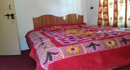 Zam Zam Palace Pahalgam Room Type - Standard Room