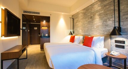 Lemon Tree Premier, City Center Pune Room Type - Deluxe Room Lemon Tree Premier, City Center Pune Room Type - Deluxe Room