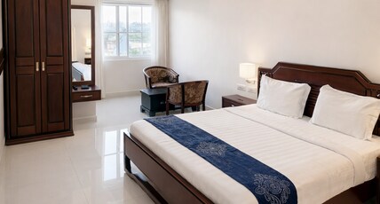 Hotel J.N.R Grand Room Type - Deluxe Room