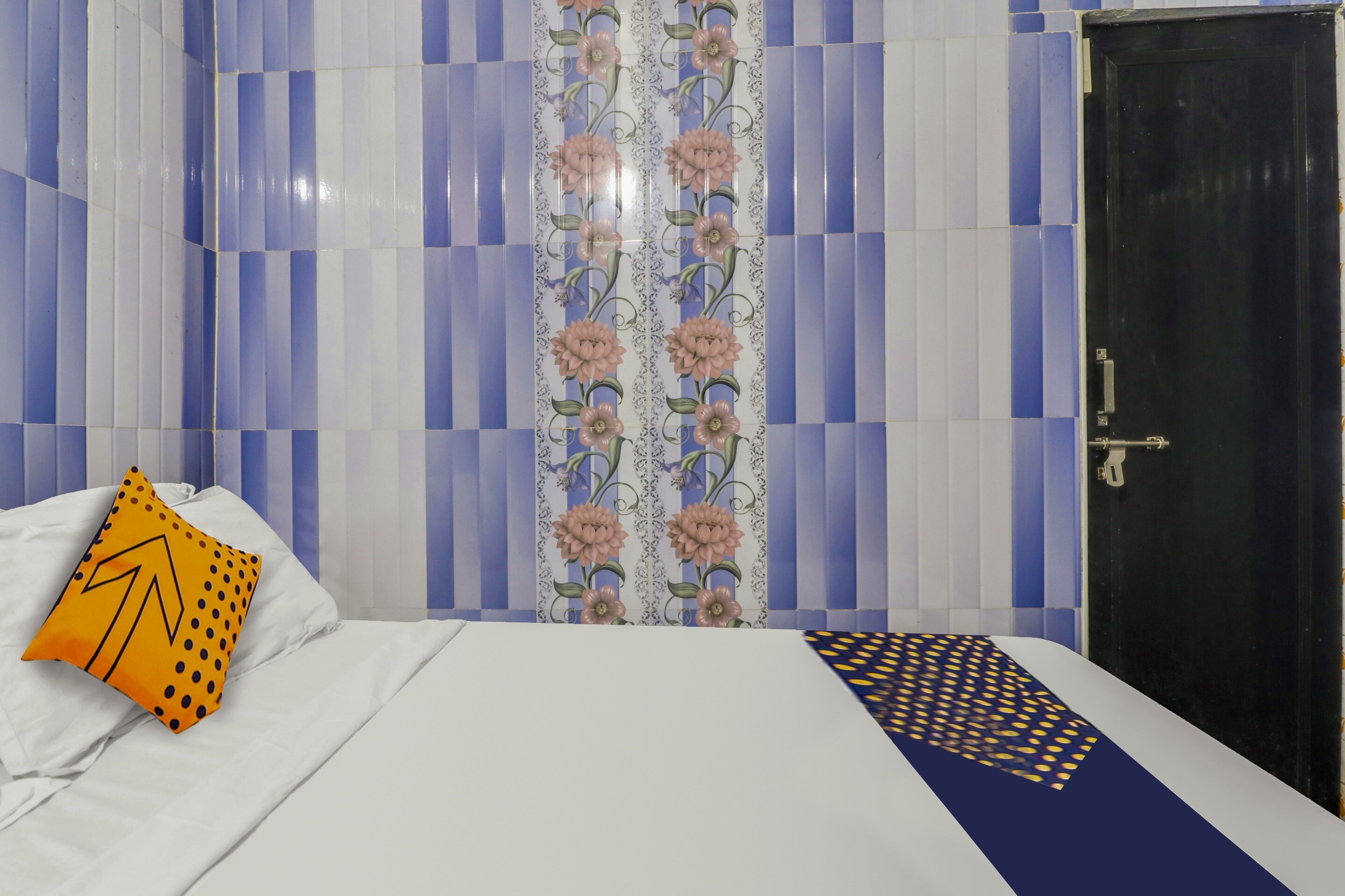 HOTEL O AMARAVATHI RESIDENCY Palnadu Bus Stand - Tap to explore photos