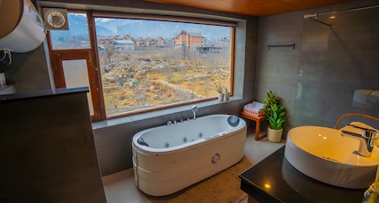 Khvaab - A Boutique Stay Room Type - Khvaab Suite with Jacuzzi Khvaab - A Boutique Stay Room Type - Khvaab Suite with Jacuzzi