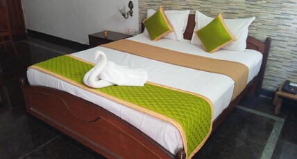 Hotel Landmark Room Type - Comfort A.C (One King Bed for Two Occupancy)