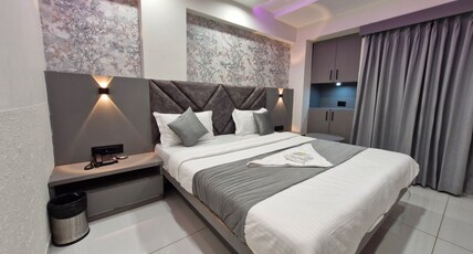 HOTEL A-ONE Room Type - Deluxe Room