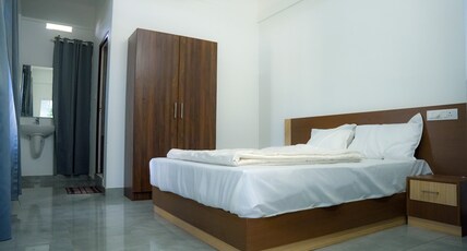 Jayalakshmi Rooms Room Type - NON - AC STANDARD ROOM
