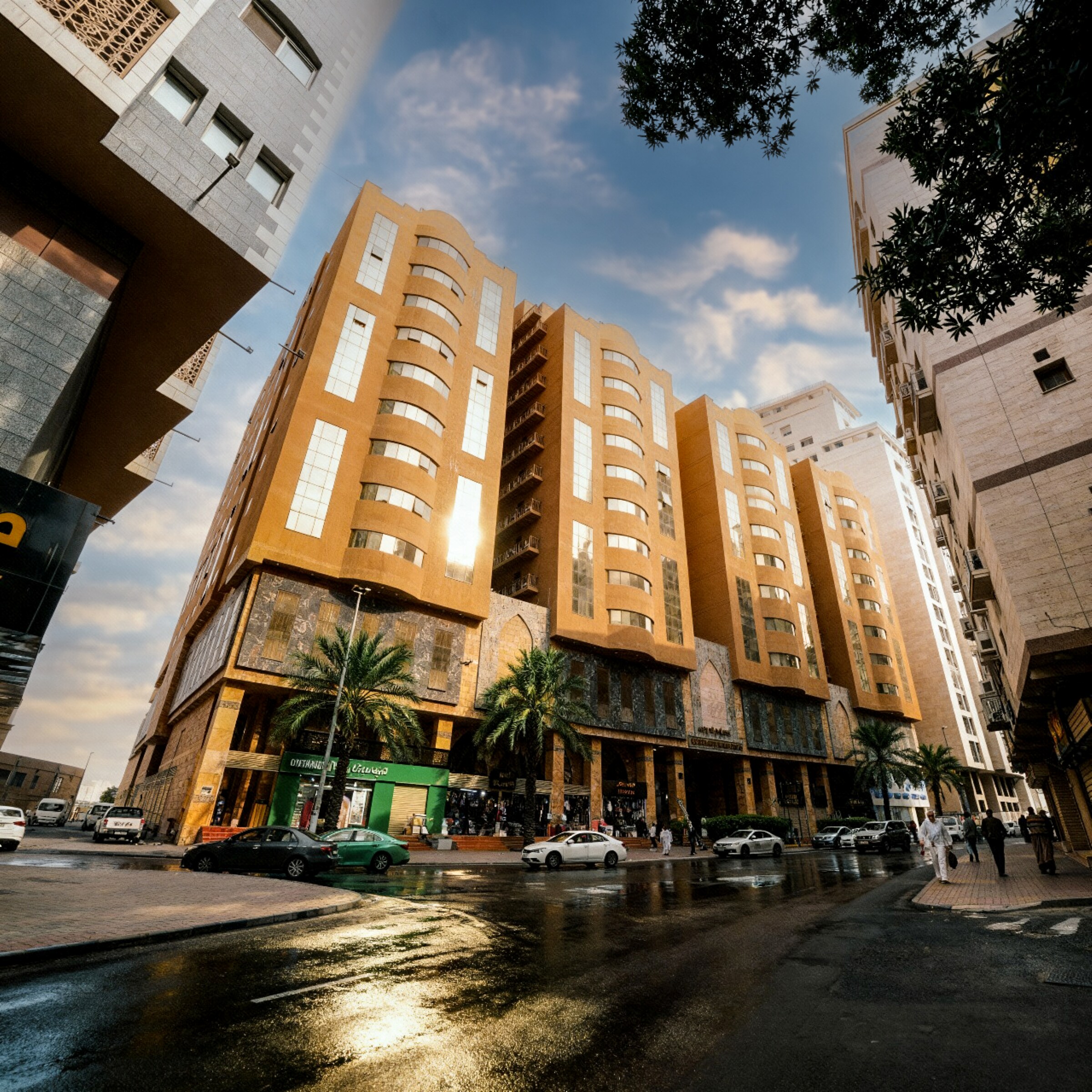 Abraj Al Tayseer Tuwa Hotel - Tap to explore photos