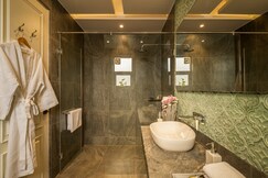 TBK beach villa Private pool jacuzzi Housekeeping