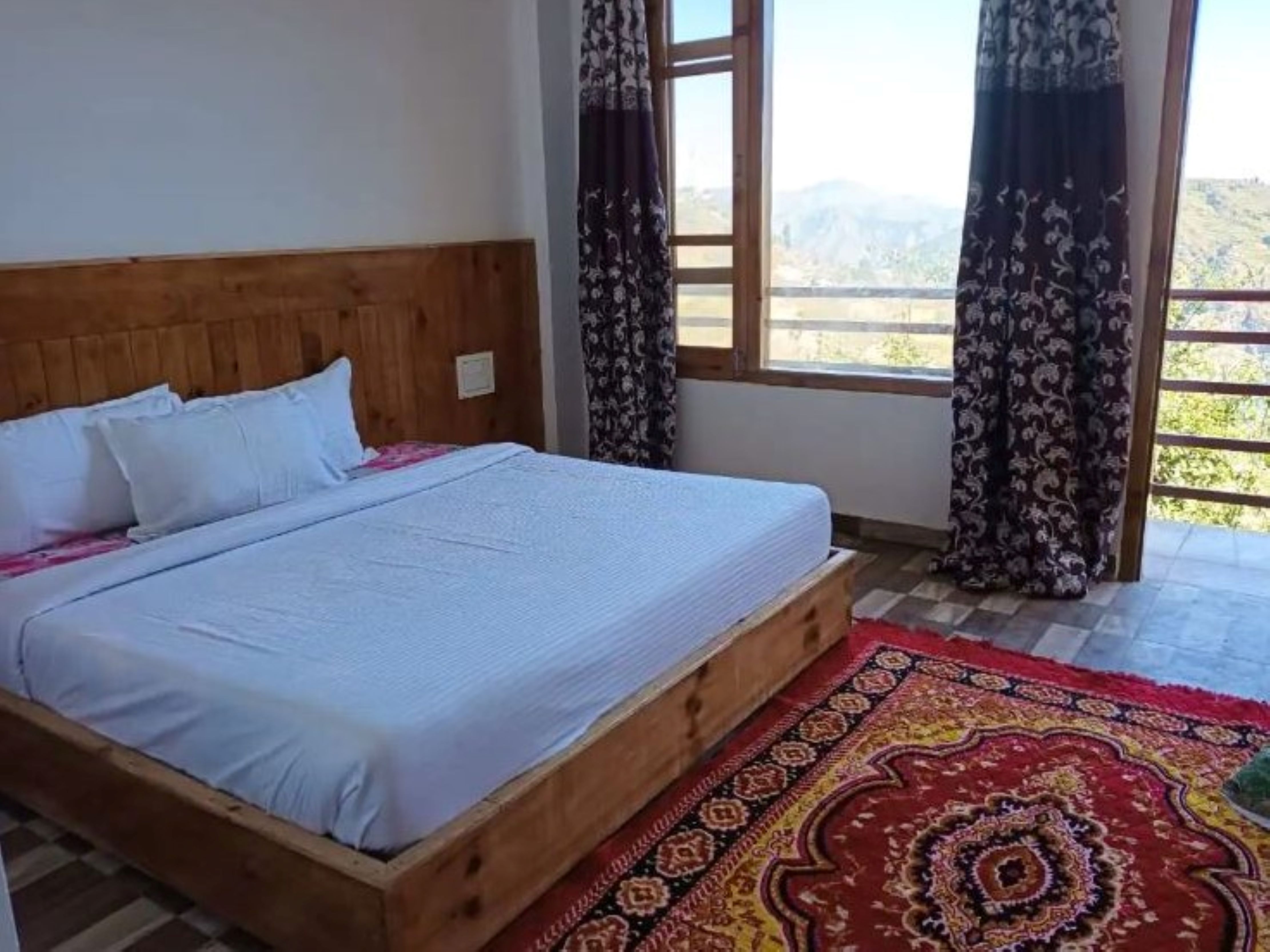 Thachi Valley Home Stay - Tap to explore photos
