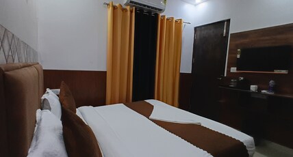Belle Vista Regency Greater Noida Room Type - Executive Room