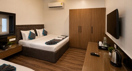 The Vacation Villa Agra A Boutique Hotel Near Taj Mahal Room Type - Cozy Triple Plus Room (First Floor)