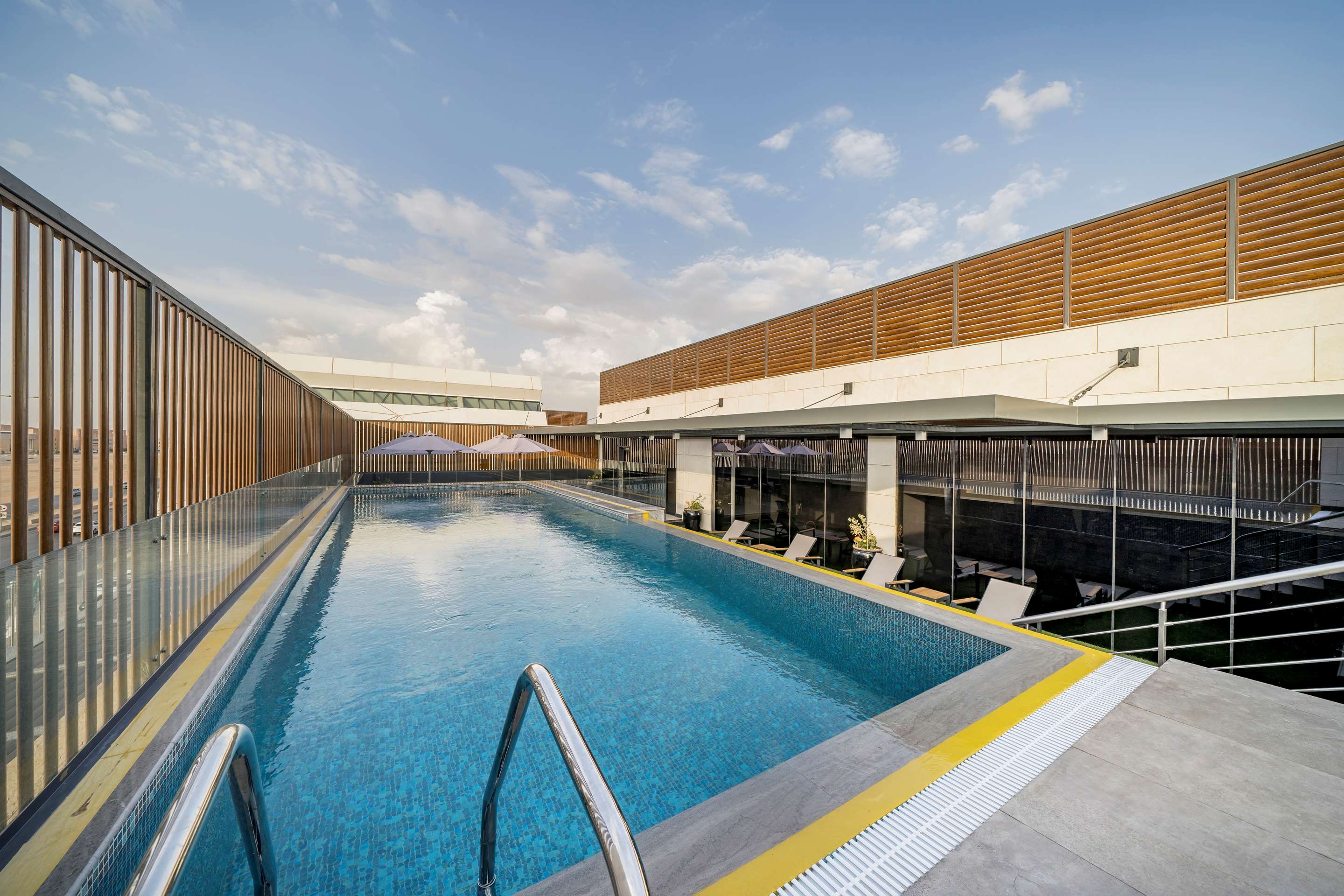 Radisson Blu Hotel, Riyadh Qurtuba - Tap to explore photos