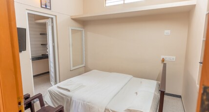 KUKAL CASTLE- TIRUPPUR Room Type - Standard Room